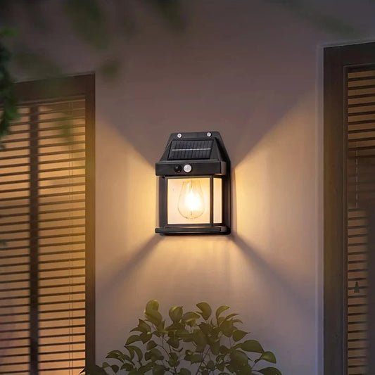 SunGlow Solar Wandlamp